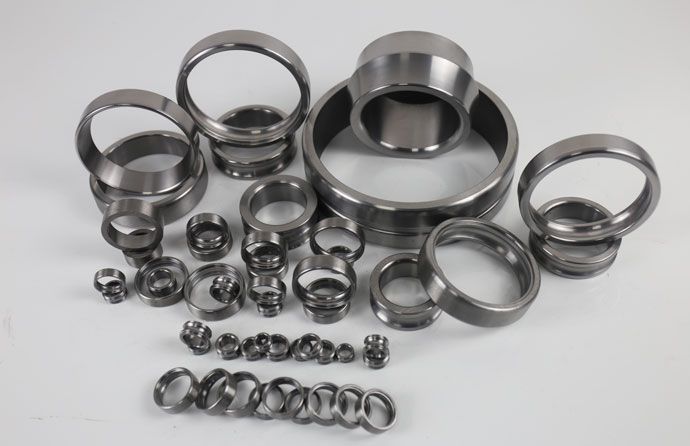 Turned bearing rings